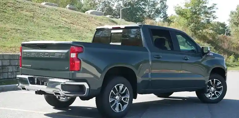 2026 Chevrolet Silverado 1500 side view