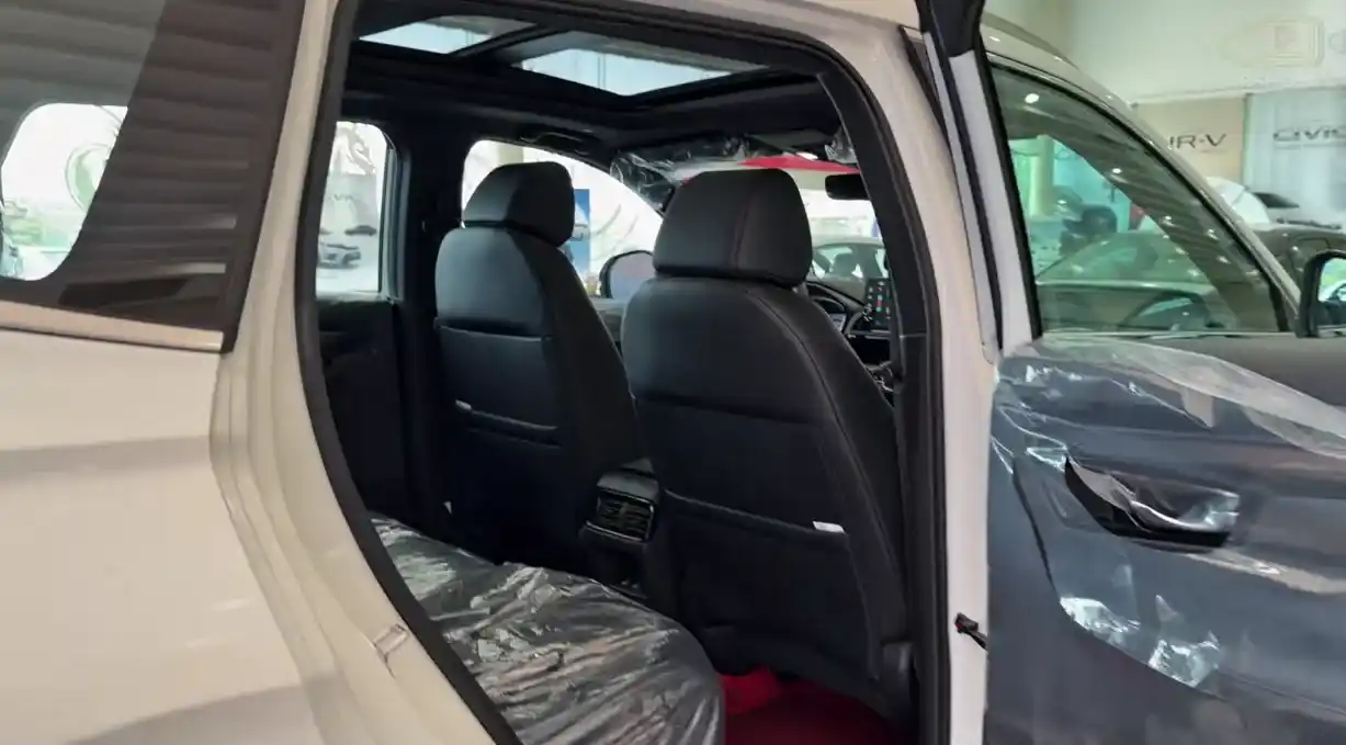 2026 Honda CR-V passenger view