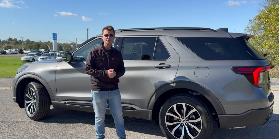 2026 Ford Explorer-side